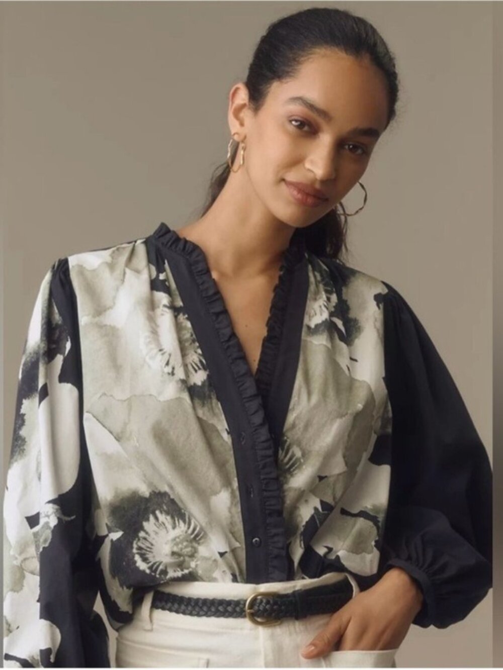 Forever That Girl Black & White Floral Ruffle V-Neck Blouse XL